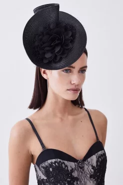 Outlet 🔥 Karen Millen Asymmetric Flower & Feather Fascinator 😉
